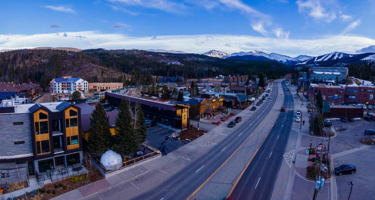 Gravity Haus Winter Park Hotel Bagian luar foto